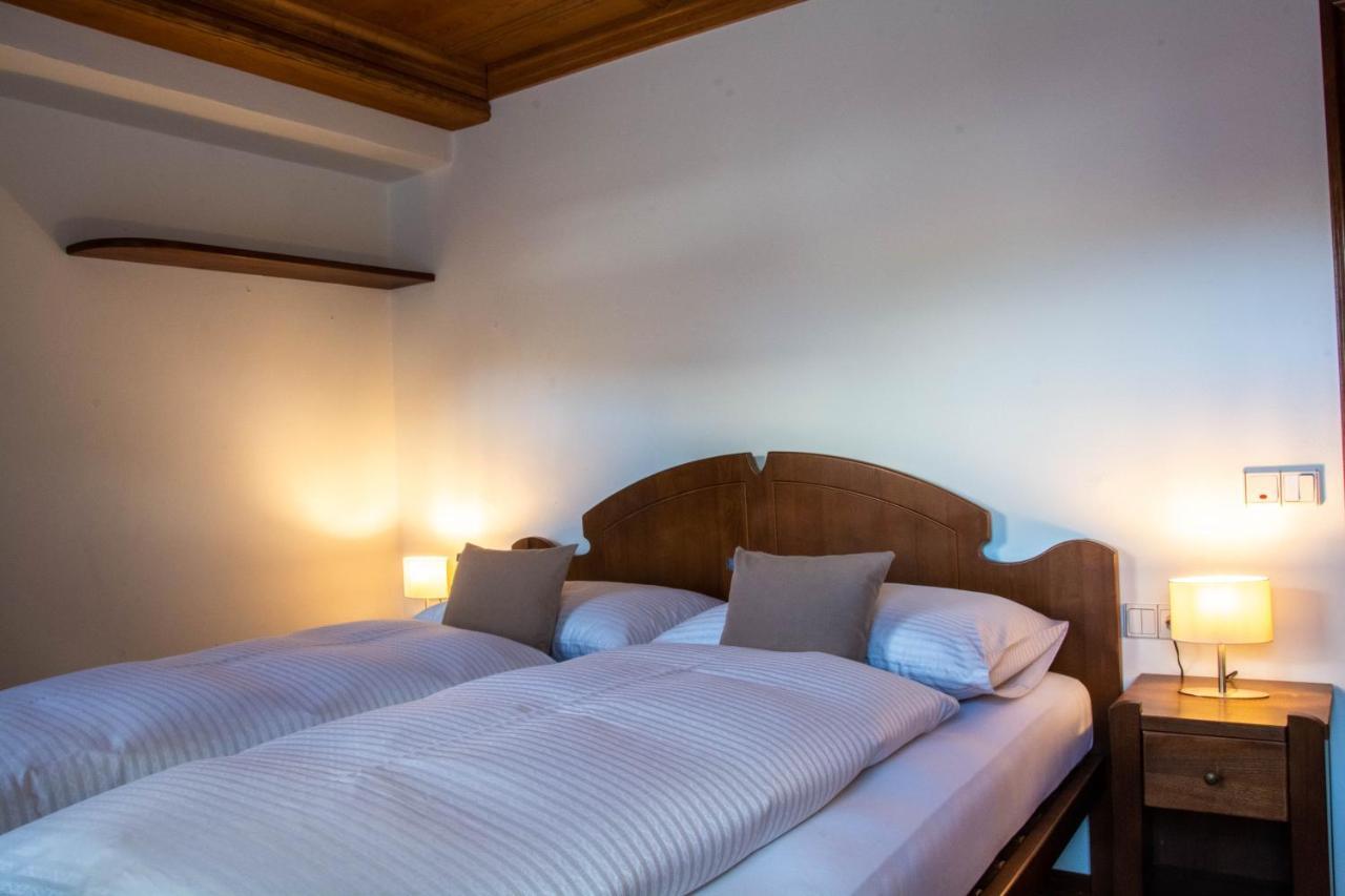Apartments Ciasa Colz La Villa  Extérieur photo